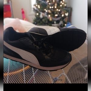 Puma sneakers